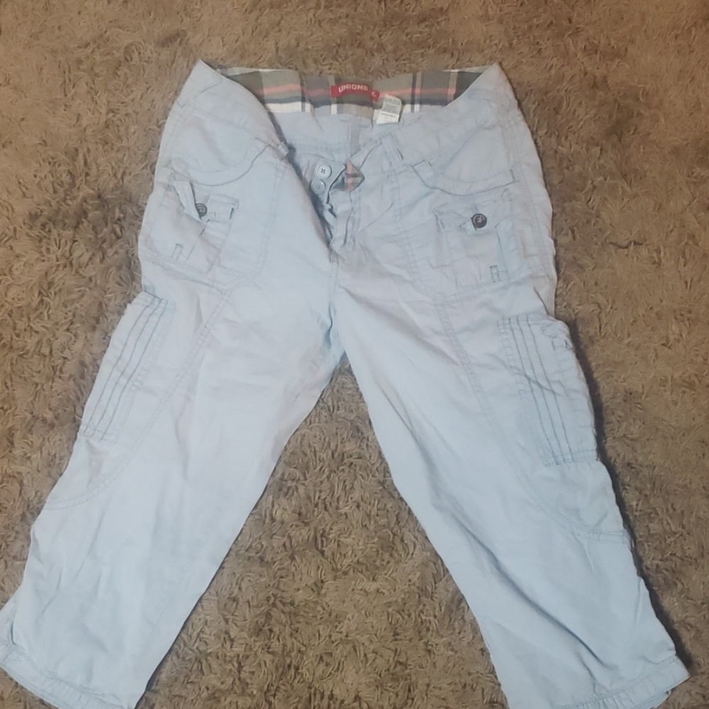 Capri cargo pants